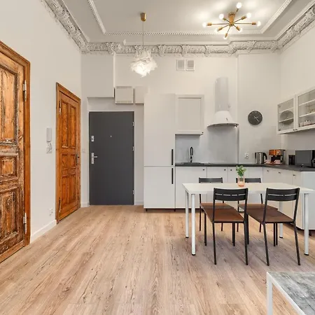 Kamienica Centrum Nr 8 Apartament *