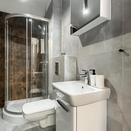 Kamienica Centrum Nr 8