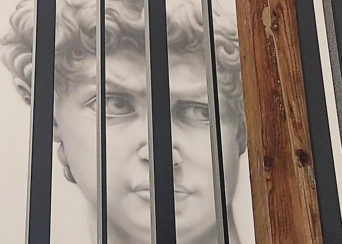 Kamienica Centrum Nr 8 *